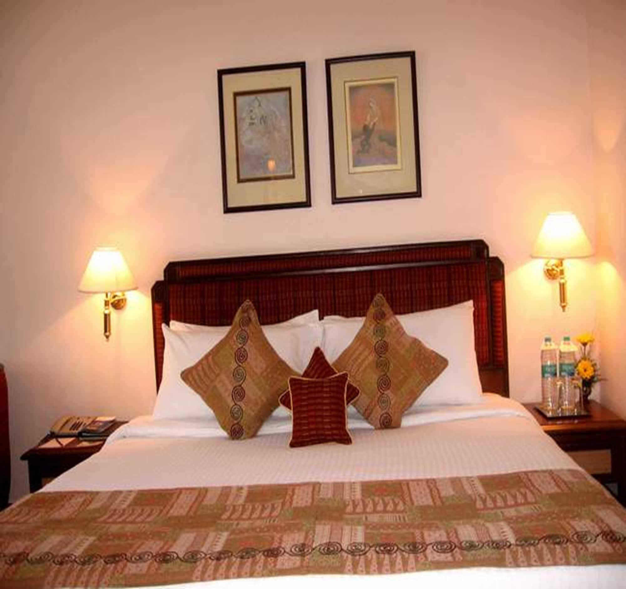 Peerless Hotel Калькутта Экстерьер фото